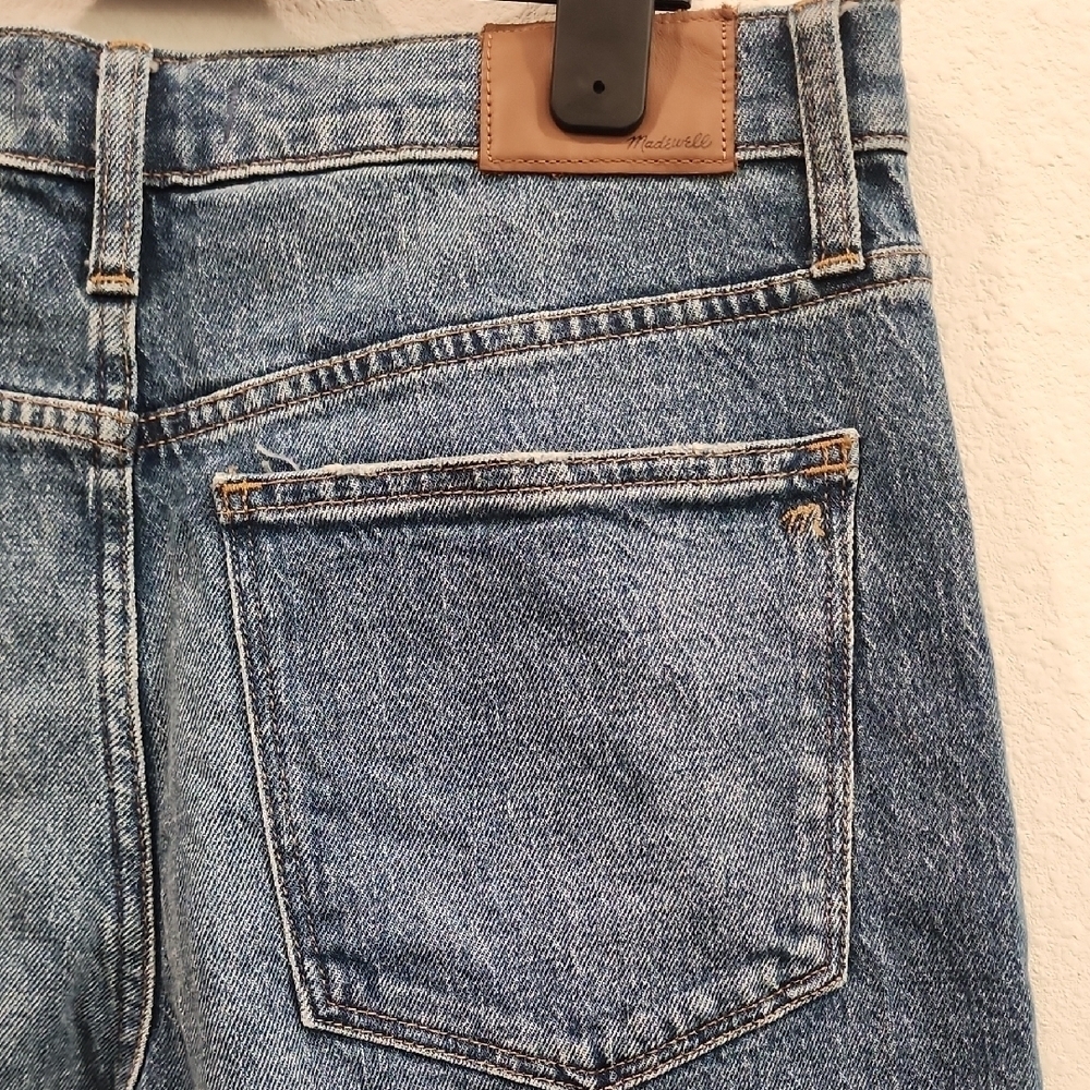 Madewell High-Rise Slim Boyjean in Lavern Wash - Picture 12 of 13
